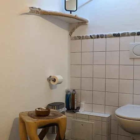 Edler Altbau, 2,80m Breites Doppelbett