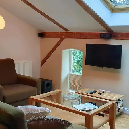 Edler Altbau, 2,80m Breites Doppelbett شقة